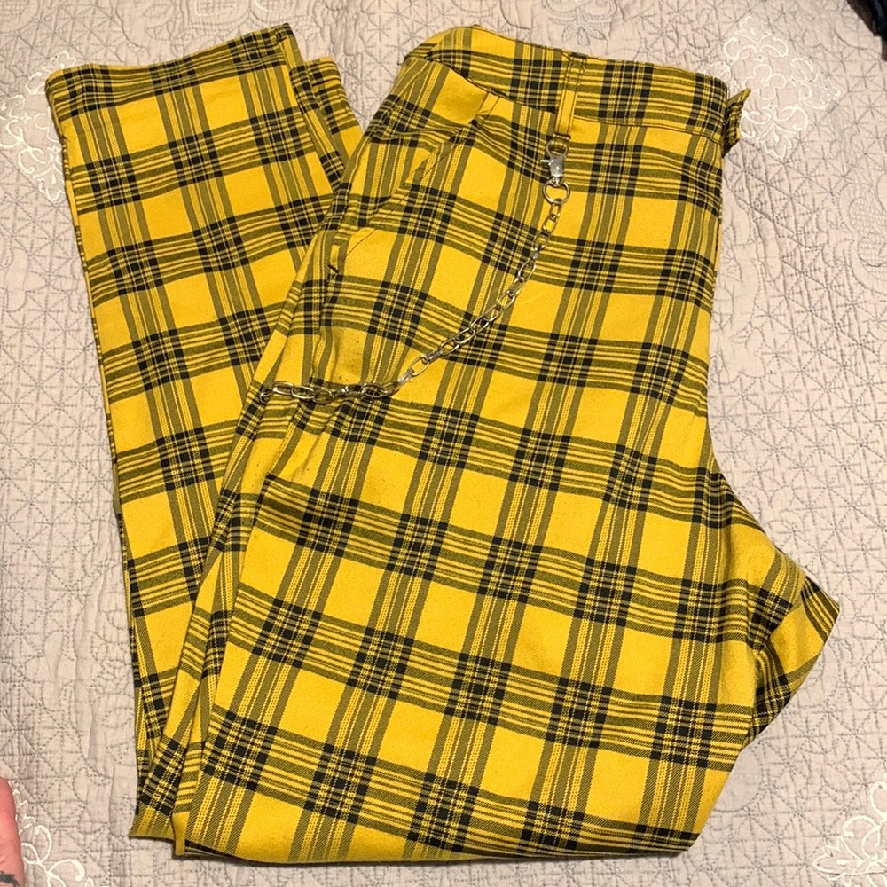 Euc hot topic Sz Xl Tripp pants.